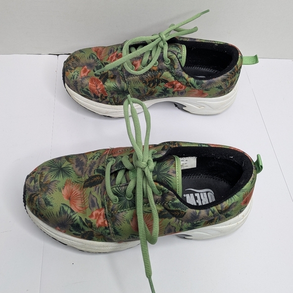 Drew Excel Floral Flower Sneaker 6W - Picture 3 of 8